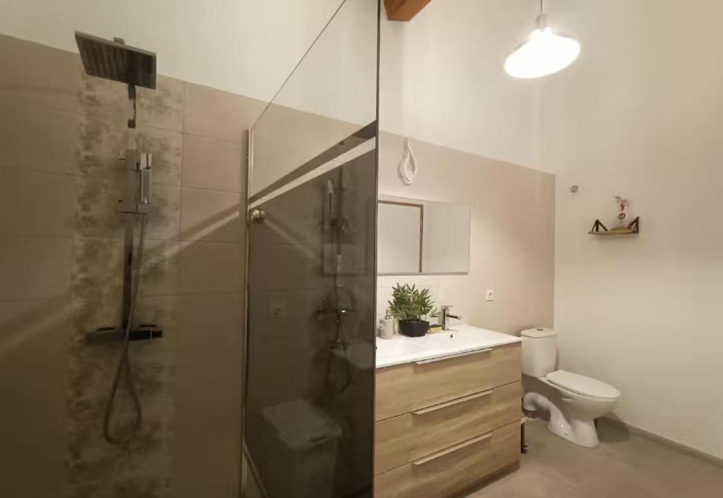 Photo of Bathroom in Saint-Andre-de-Roquelongue