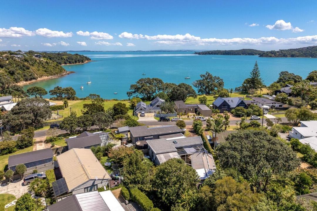 Photo of Others in Surfdale