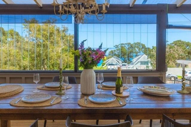 Photo of Others in Surfdale