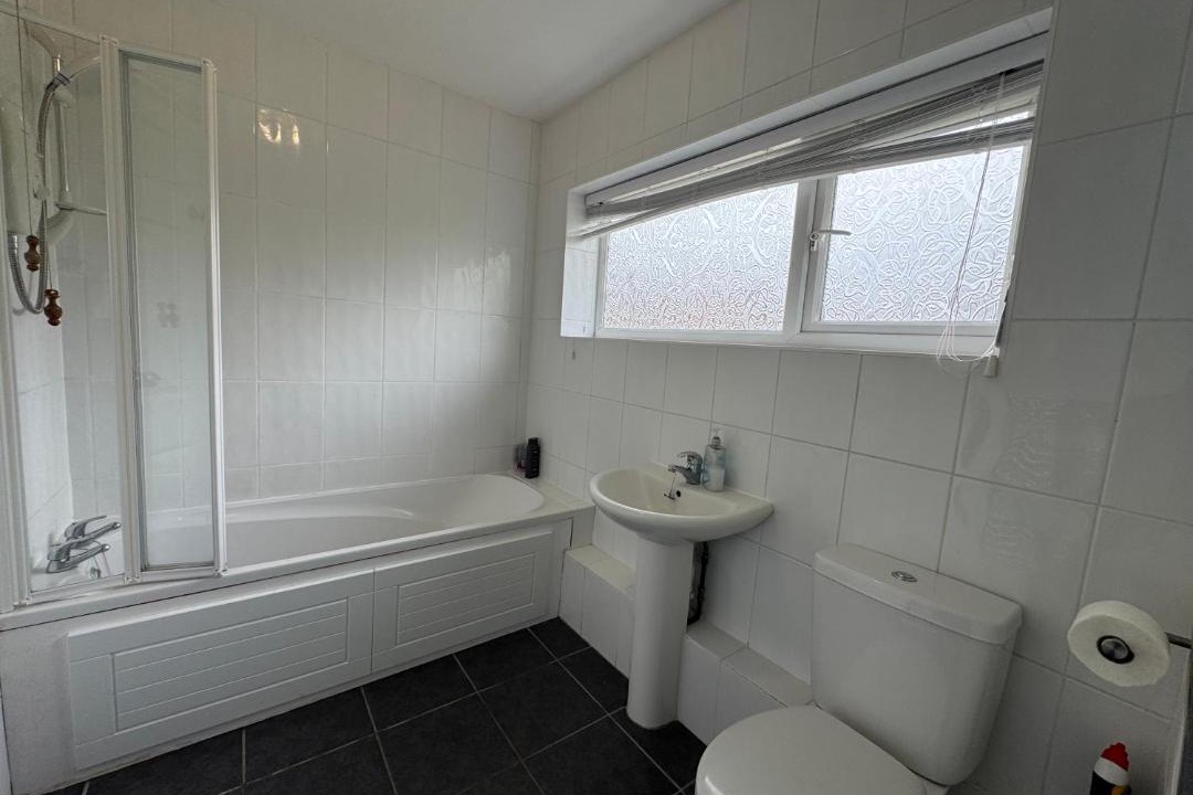 Photo of Bathroom in Marston Moretaine