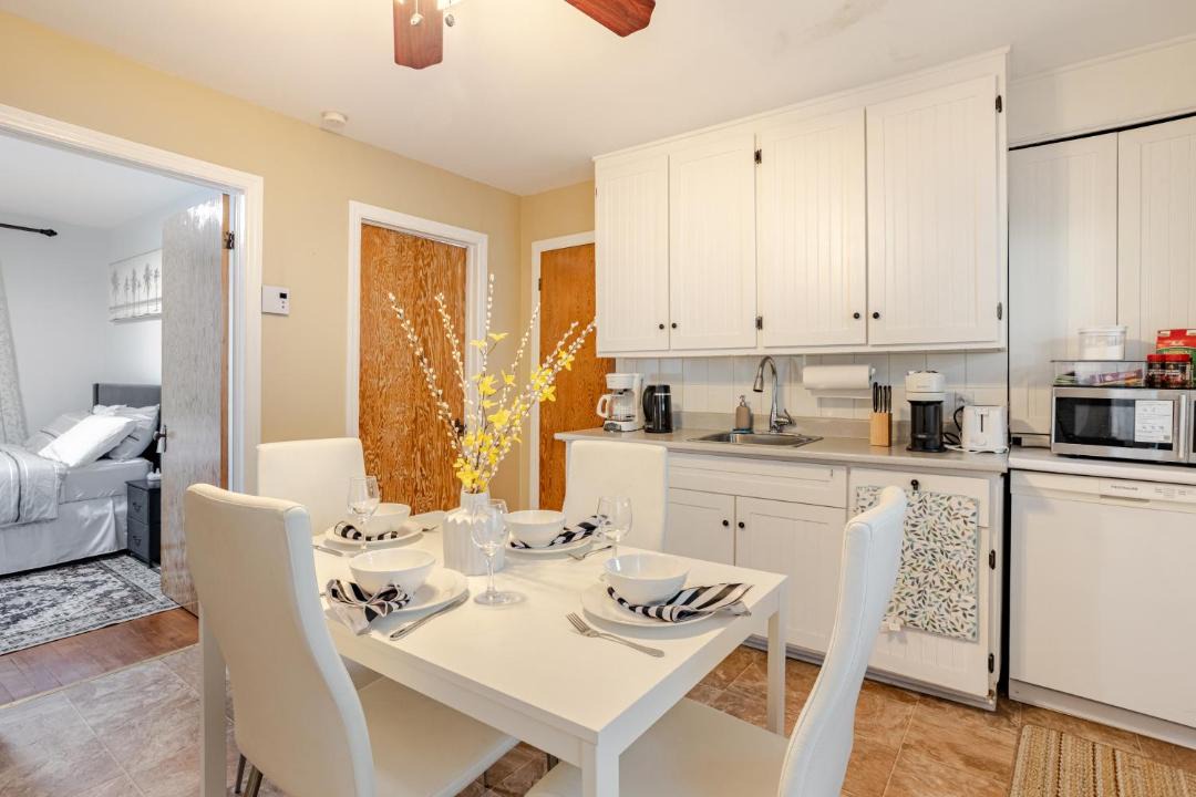 Photo of Kitchen in Saint-Edmond