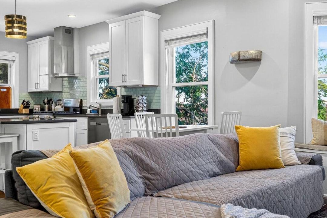 Photo of Others in Highland Park