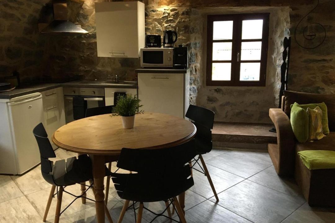 Photo of Others in Mostuejouls