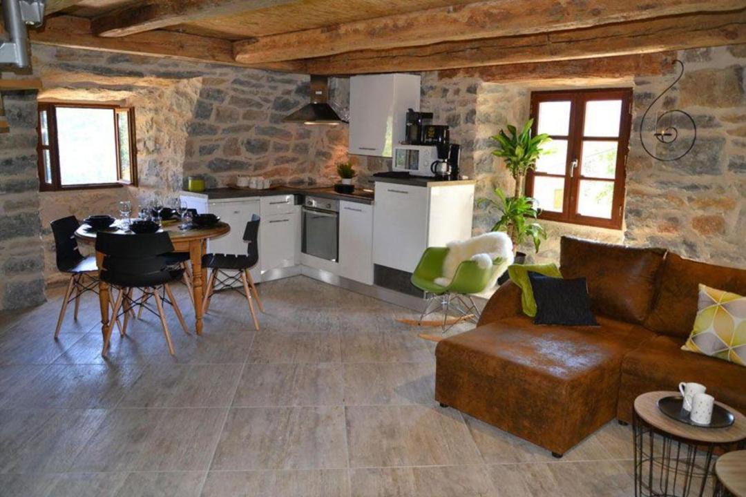 Photo of Others in Mostuejouls