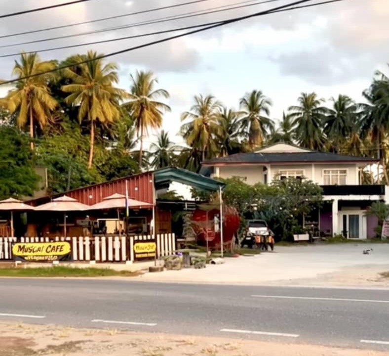 Photo of Others in Air Hangat