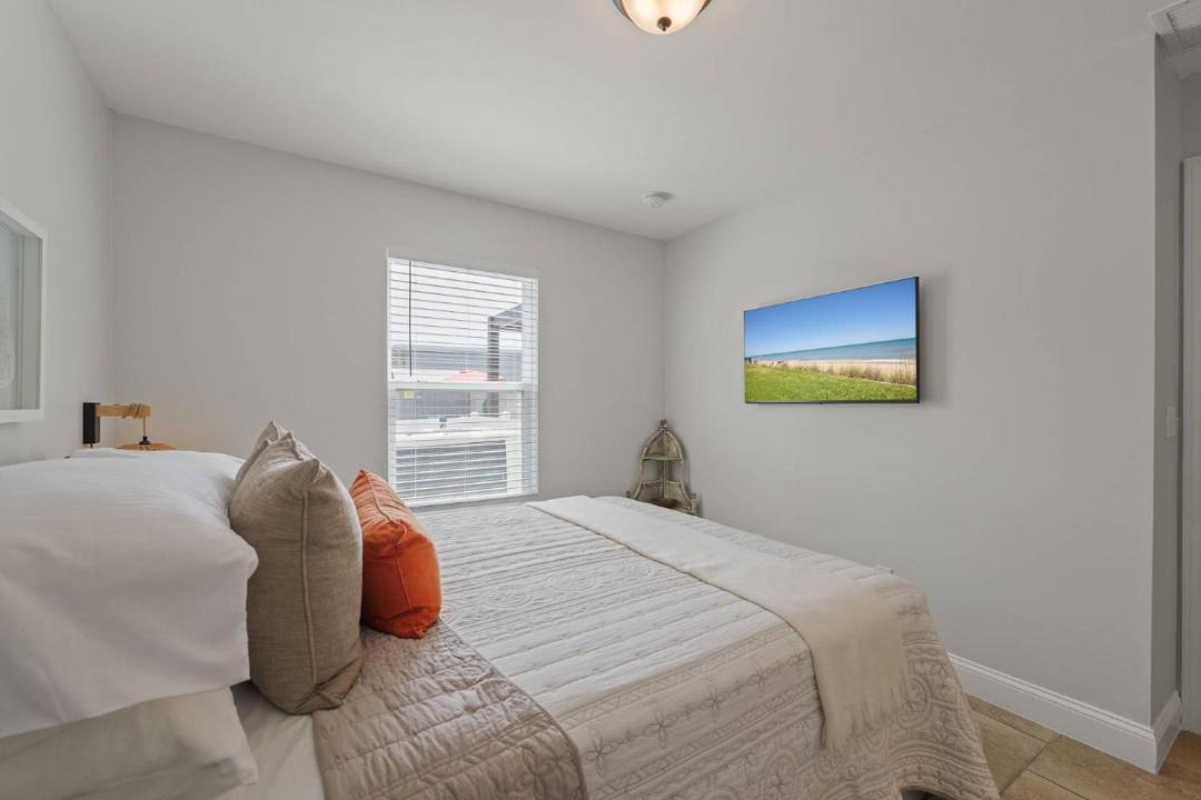 Photo of Bedroom in Jacksonville Beach