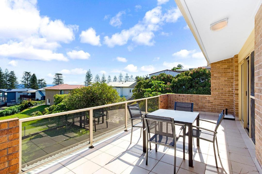 Photo of Patio Balcony in Black Head