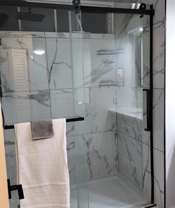 Photo of Bathroom in Terrebonne