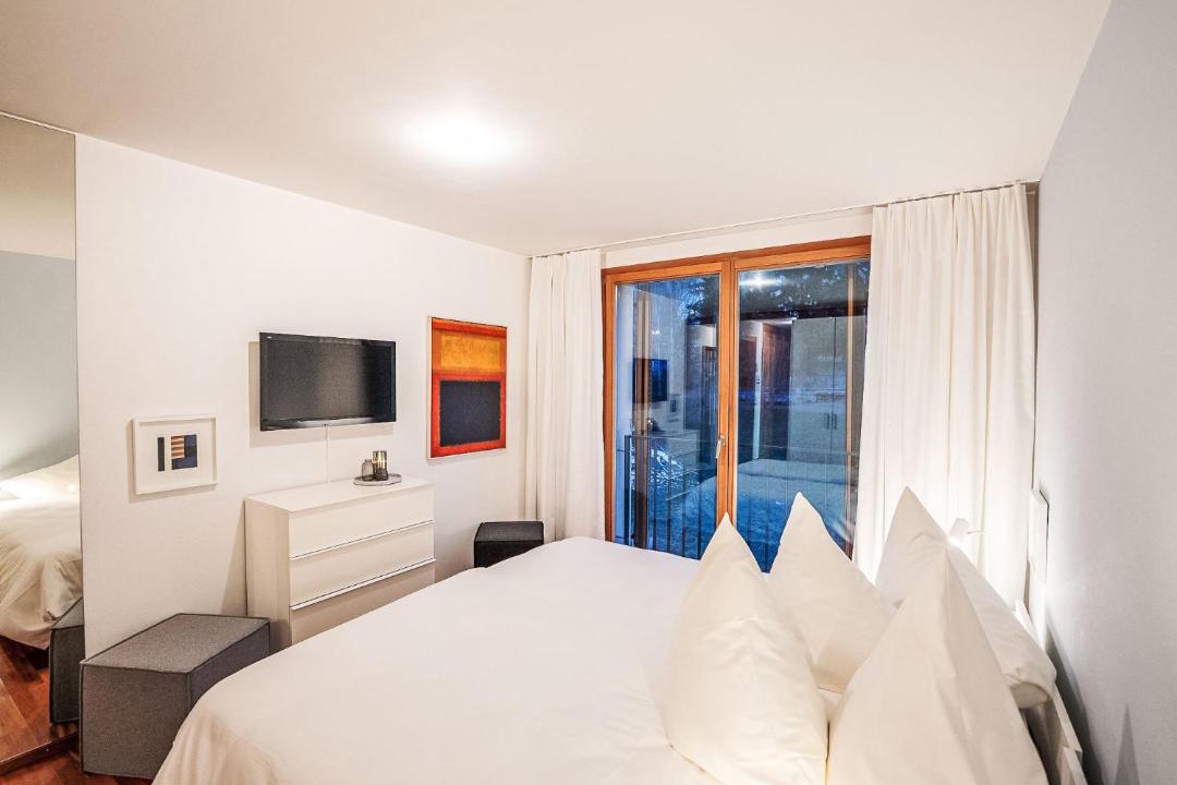 Photo of Others in Samedan