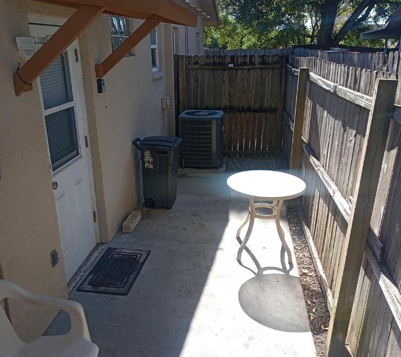 Photo of Patio Balcony in Pinellas Park