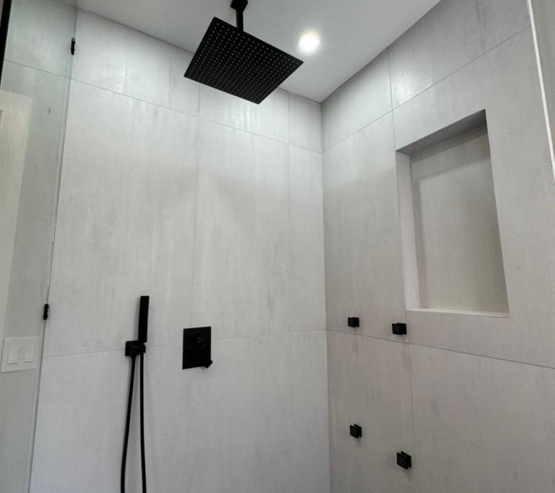 Photo of Bathroom in Avondale