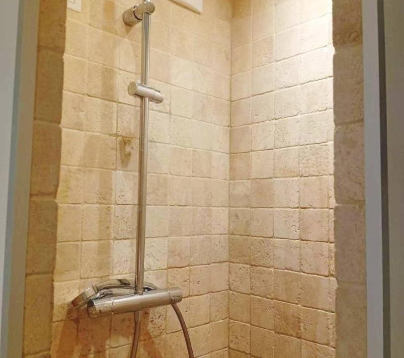 Photo of Bathroom in Saint-Lambert