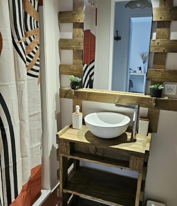Photo of Bathroom in Vertaizon