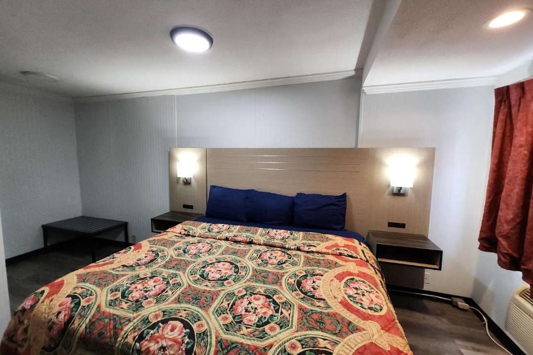 Photo of Bedroom in Webster Crossing