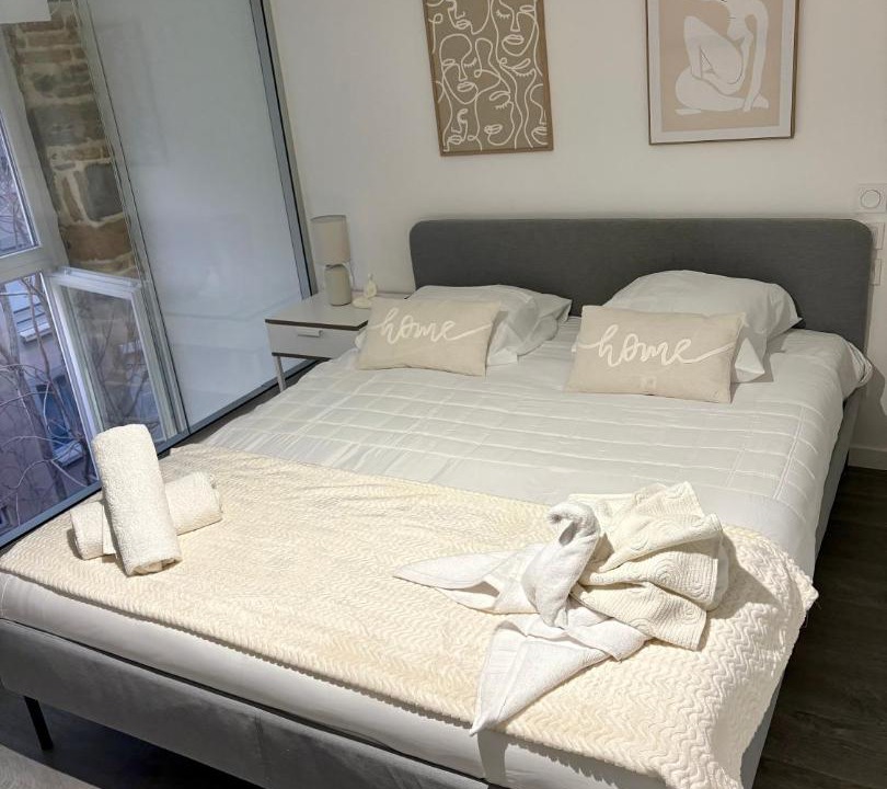Photo of Bedroom in Boucle - Gros Caillou