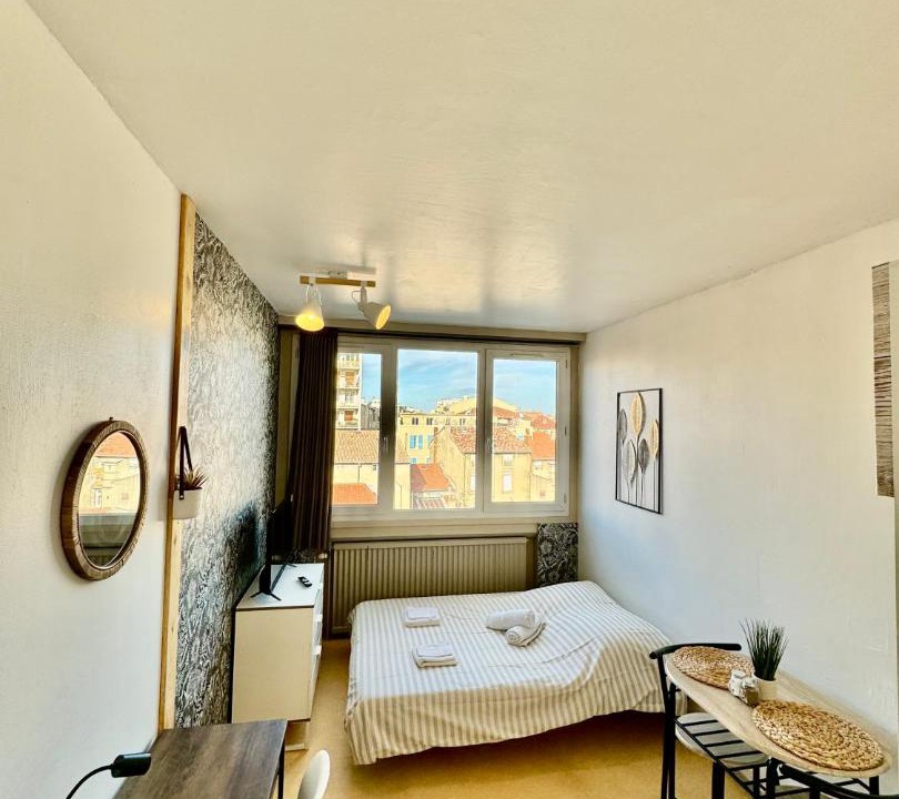 Photo of Bedroom in Faubourg Saint-Jacques