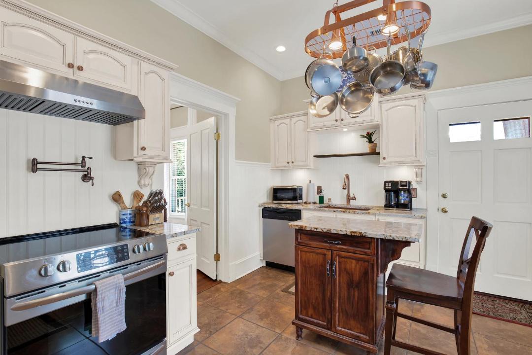 Photo of Kitchen in Metropolitan