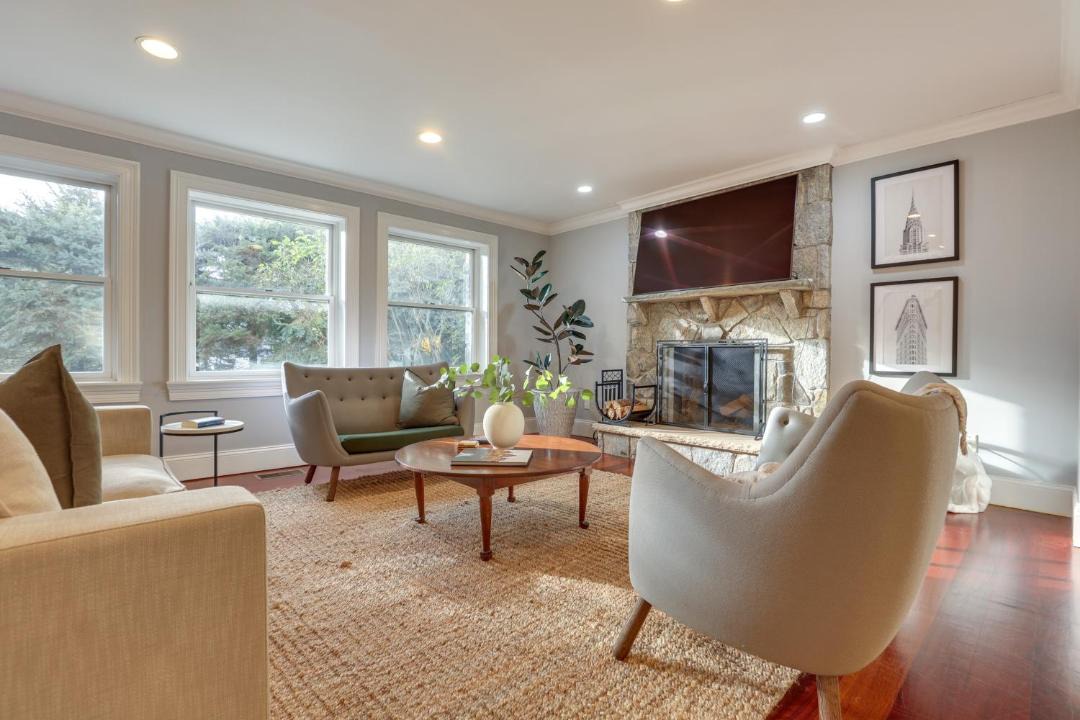 Photo of Others in Briarcliff Manor