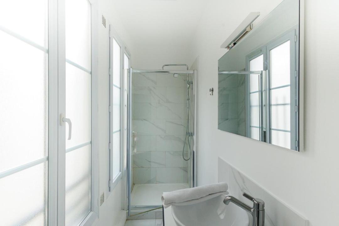 Photo of Bathroom in Quartier de la Roquette