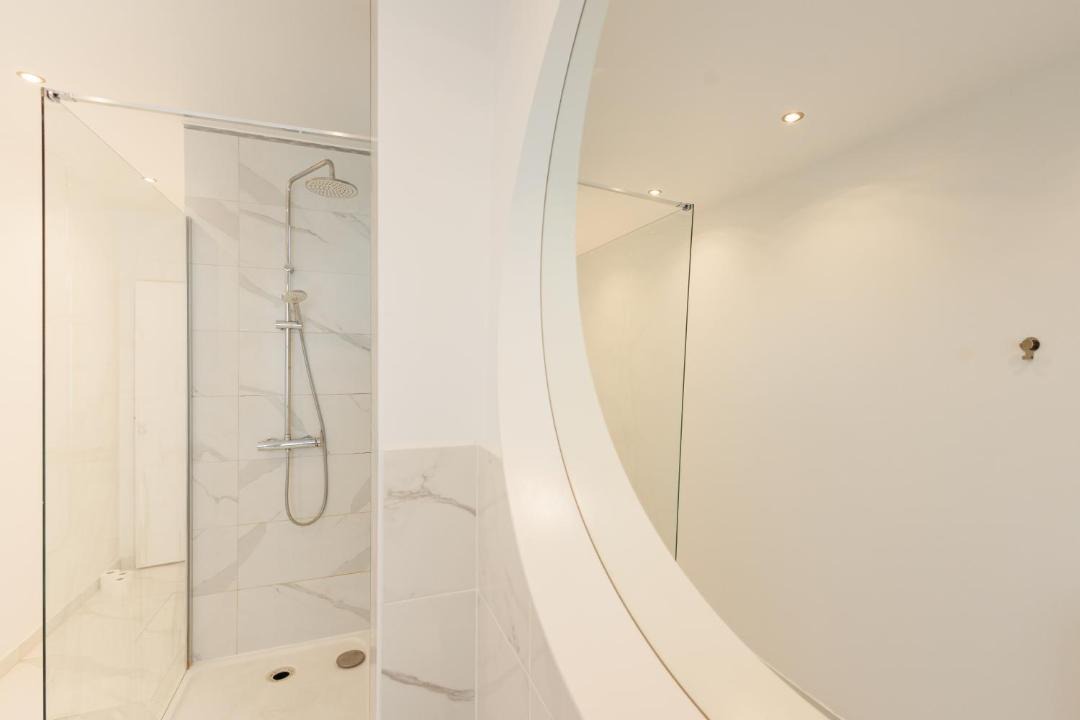 Photo of Bathroom in Quartier de la Roquette
