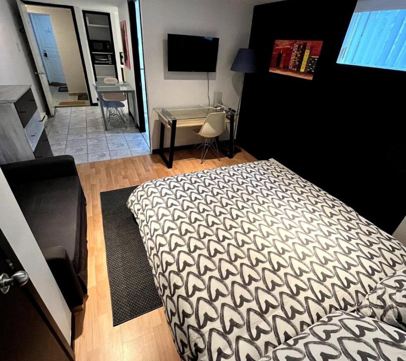 Photo of Bedroom in Longueuil