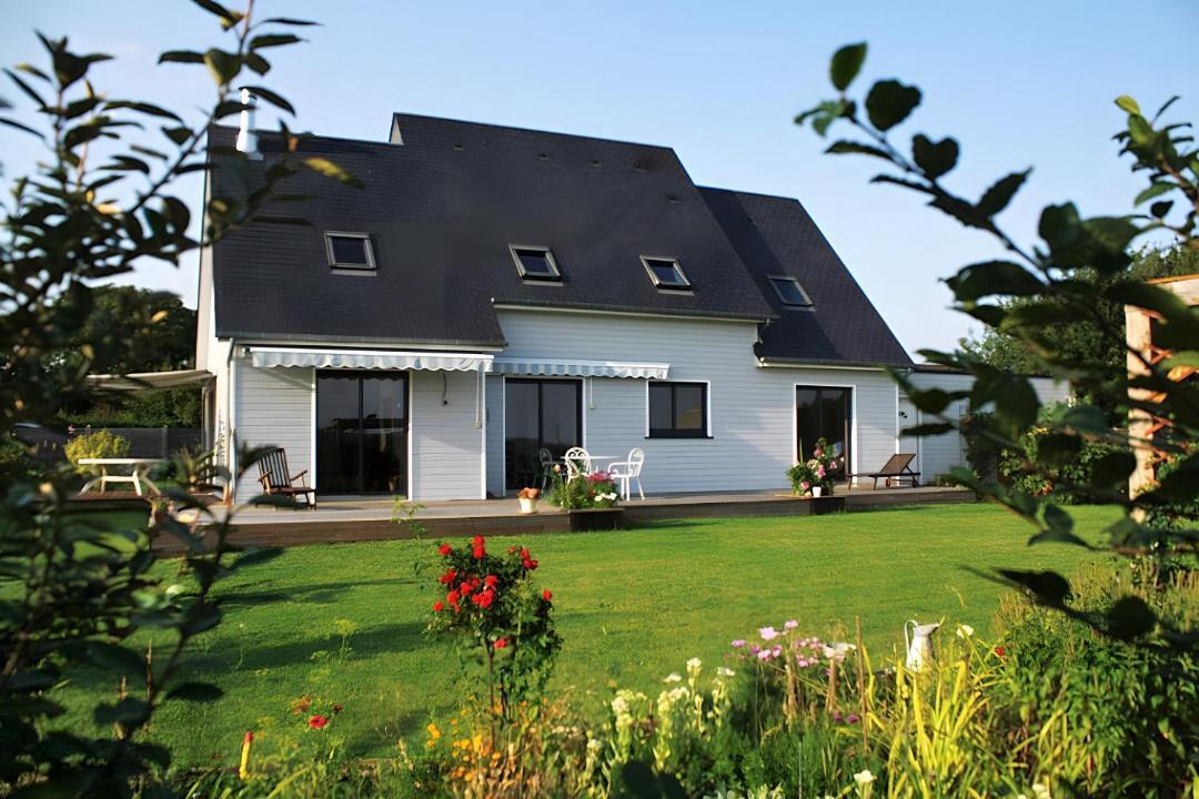 Photo of Others in Vieux