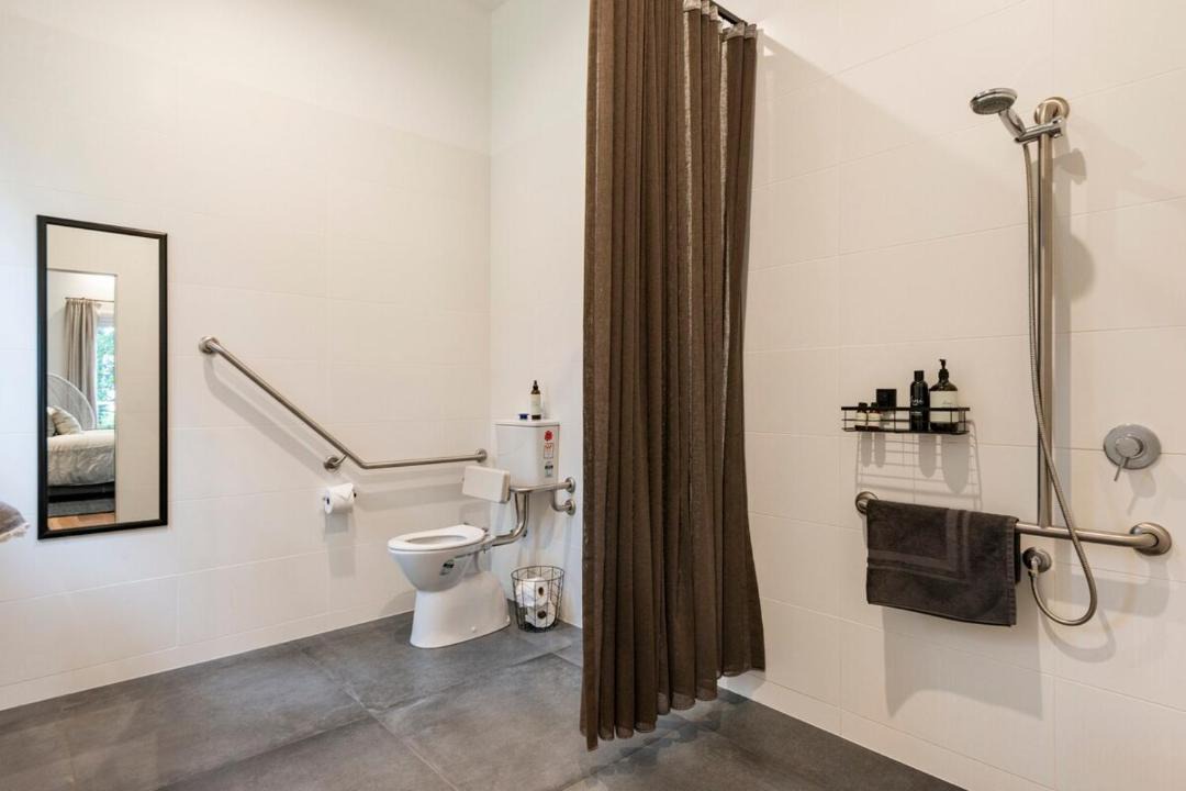 Photo of Bathroom in Main Ridge