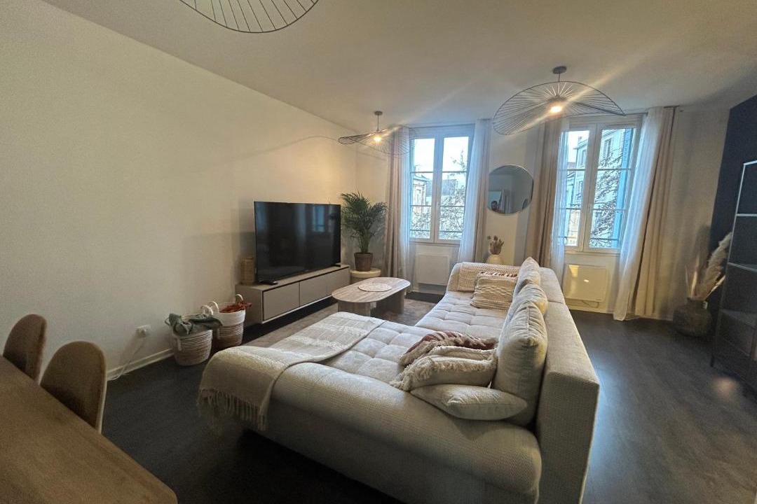 Photo of Others in Epernay