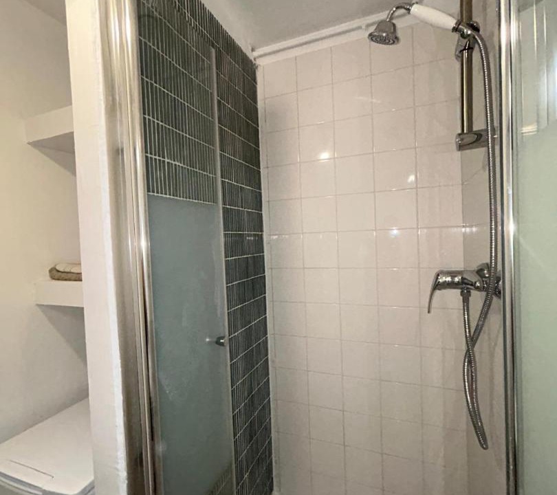 Photo of Bathroom in Epernay