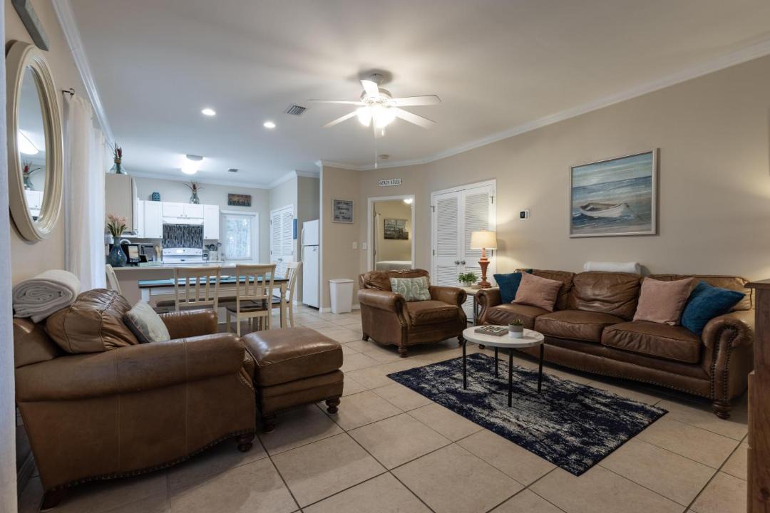 Photo of Livingroom in Orange Beach
