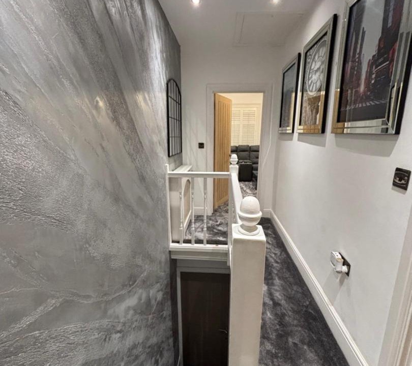 Photo of Others in Ponders End