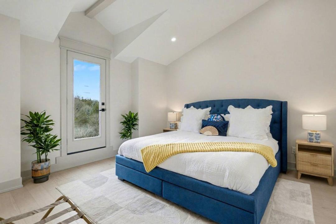 Photo of Bedroom in Salem