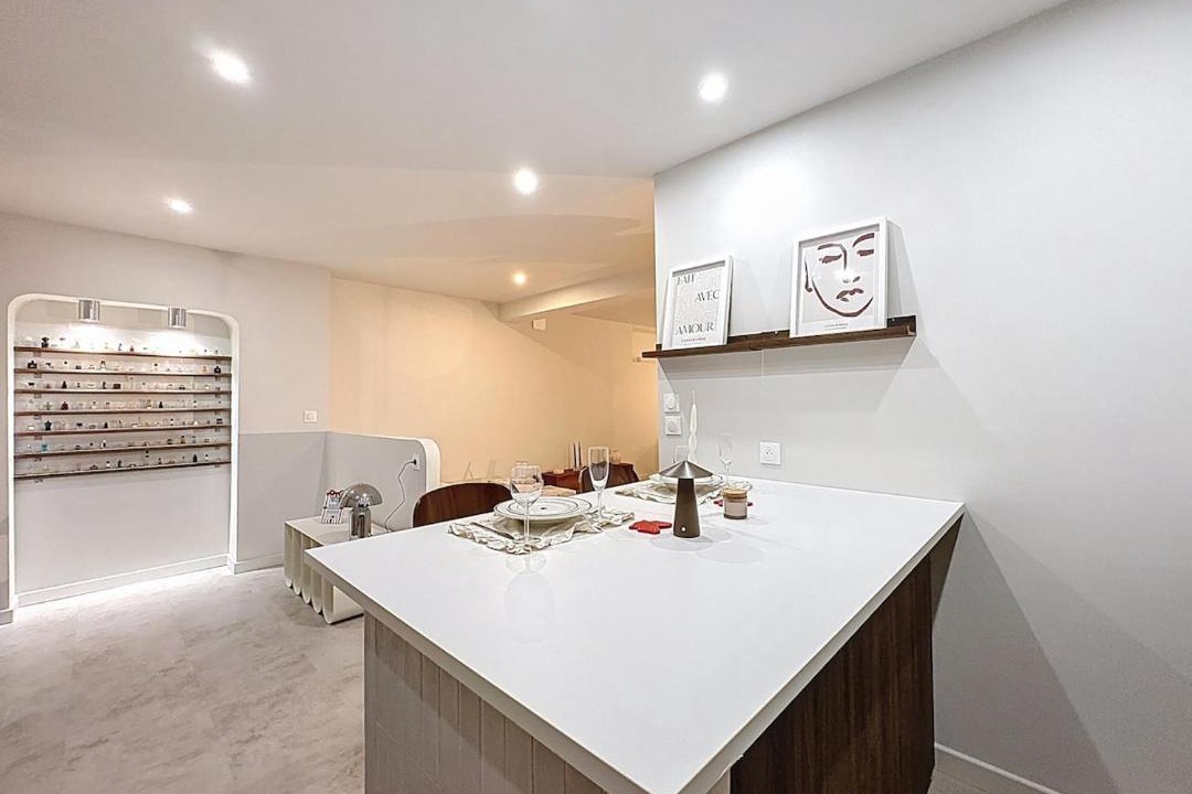 Photo of Others in Rive Droite