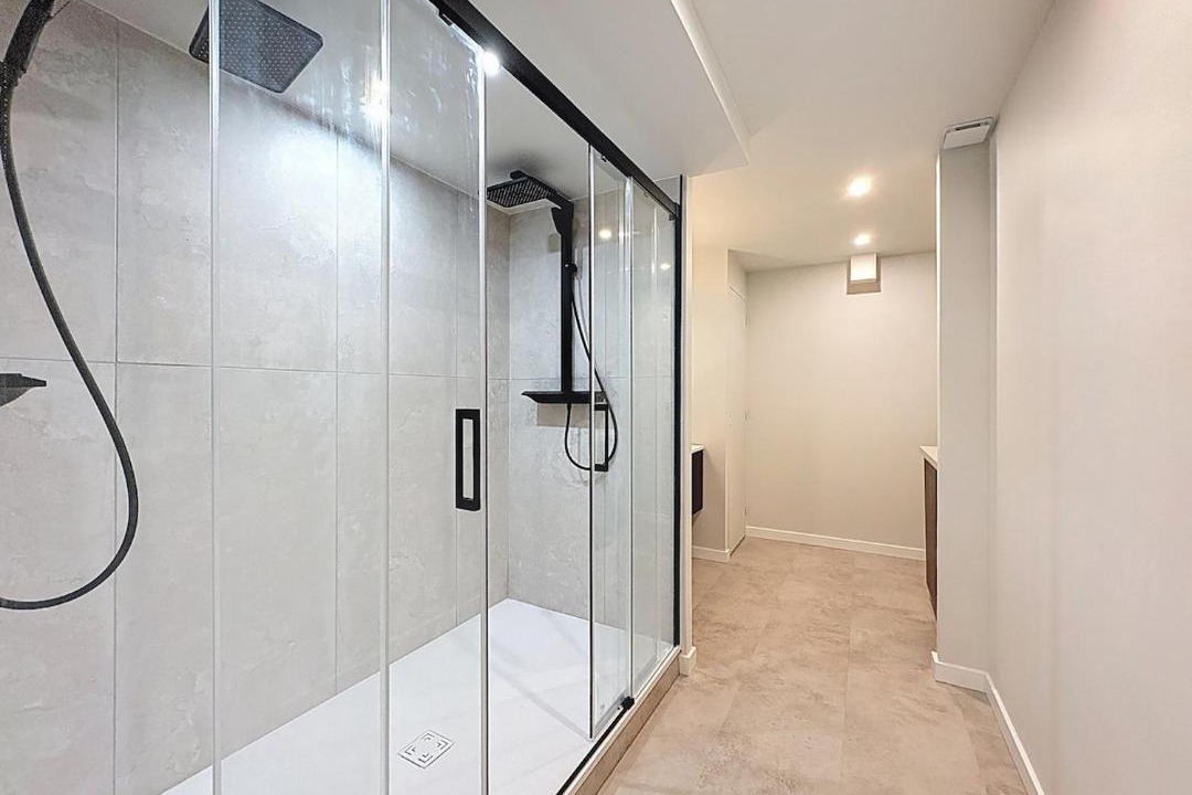 Photo of Bathroom in Rive Droite