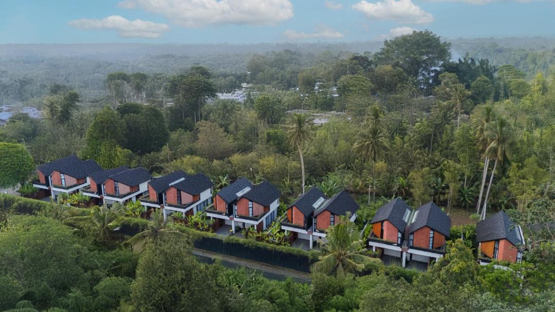 Photo of Others in Kedewatan