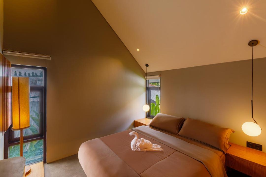 Photo of Others in Kedewatan