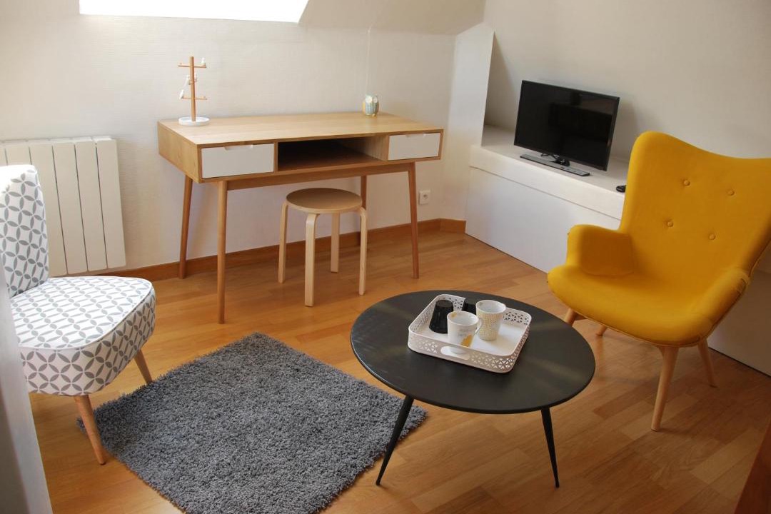 Photo of Others in Bruz