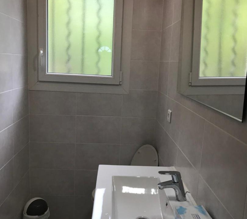 Photo of Bathroom in Rousson