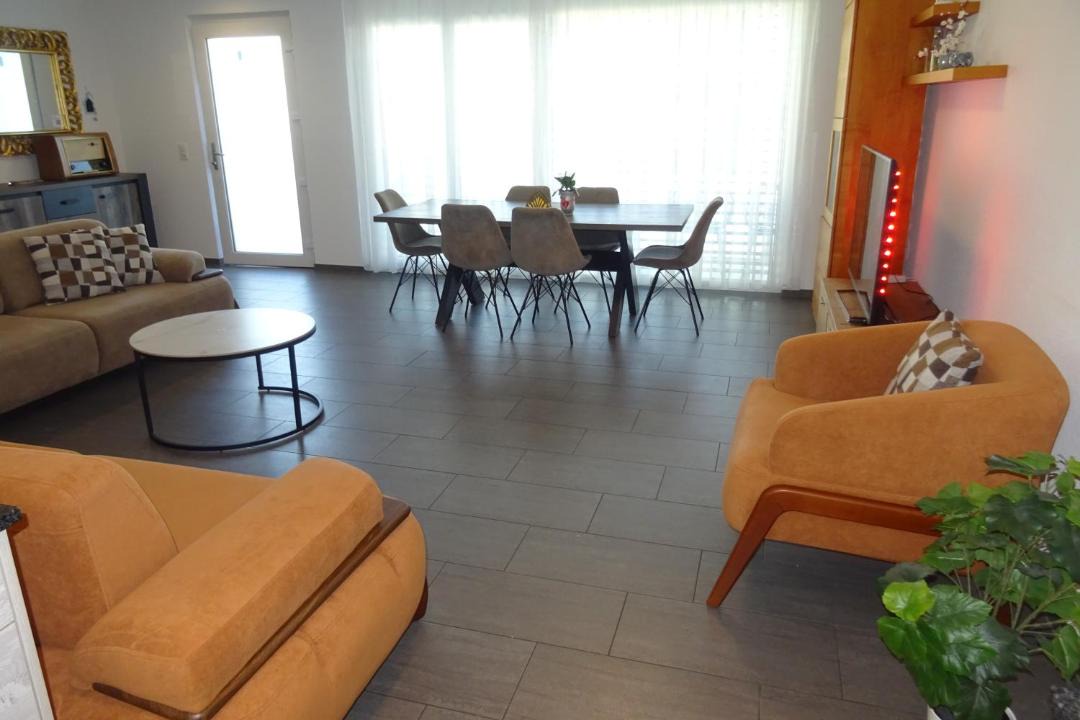 Photo of Others in Central Interlaken