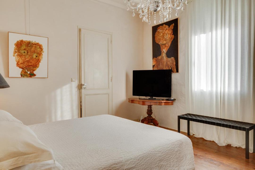 Photo of Others in Begles