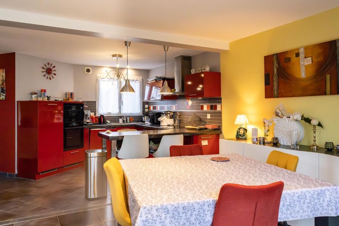 Photo of Others in Pabu