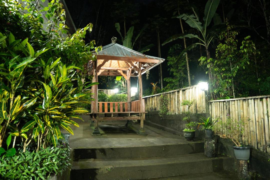 Photo of Others in Wanagiri