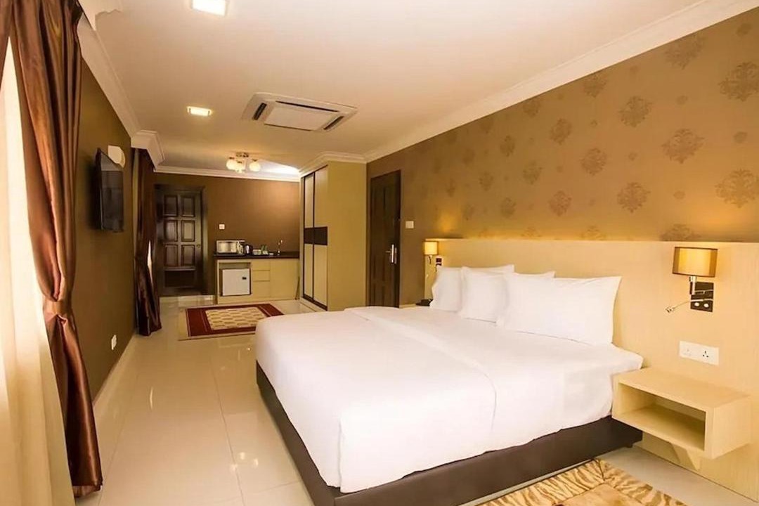 Photo of Others in Parit Raja