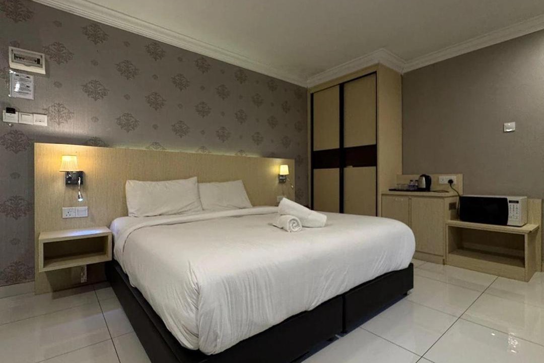 Photo of Others in Parit Raja