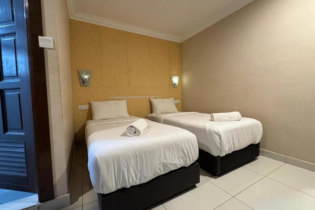 Photo of Others in Parit Raja