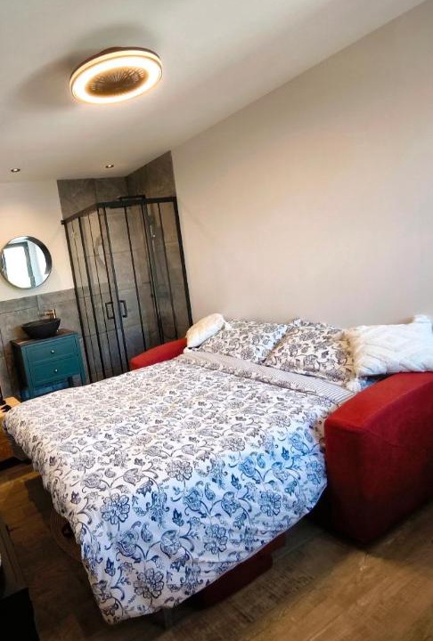 Photo of Others in Pomerols