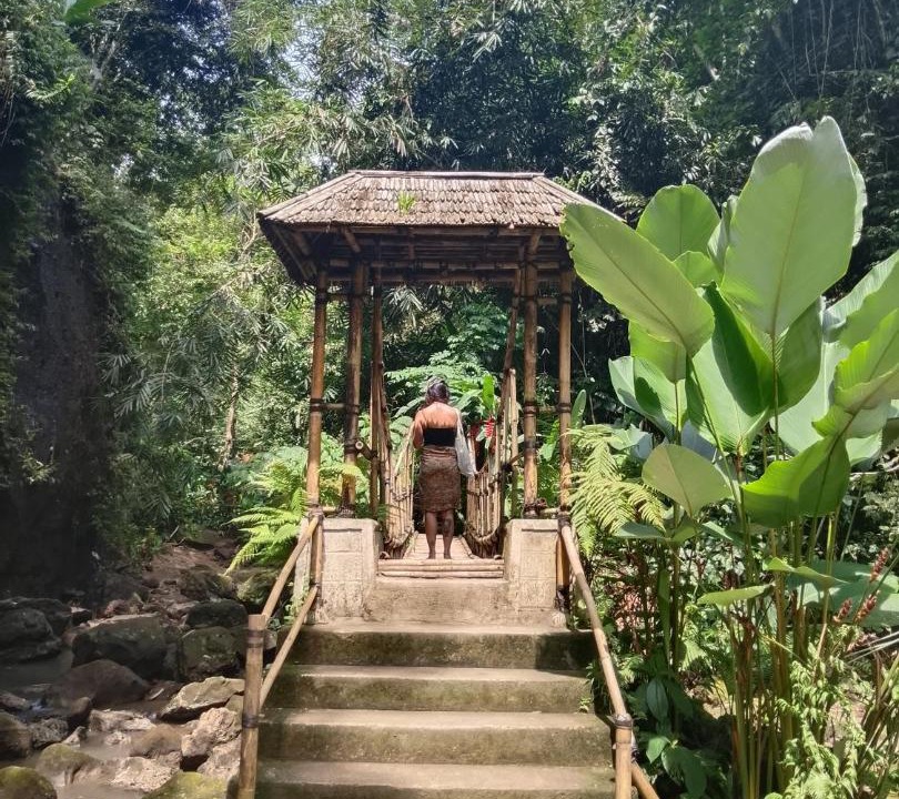 Photo of Others in Tembuku