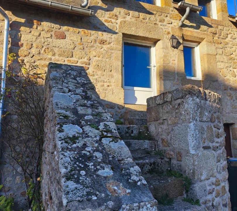 Photo of Others in Baille