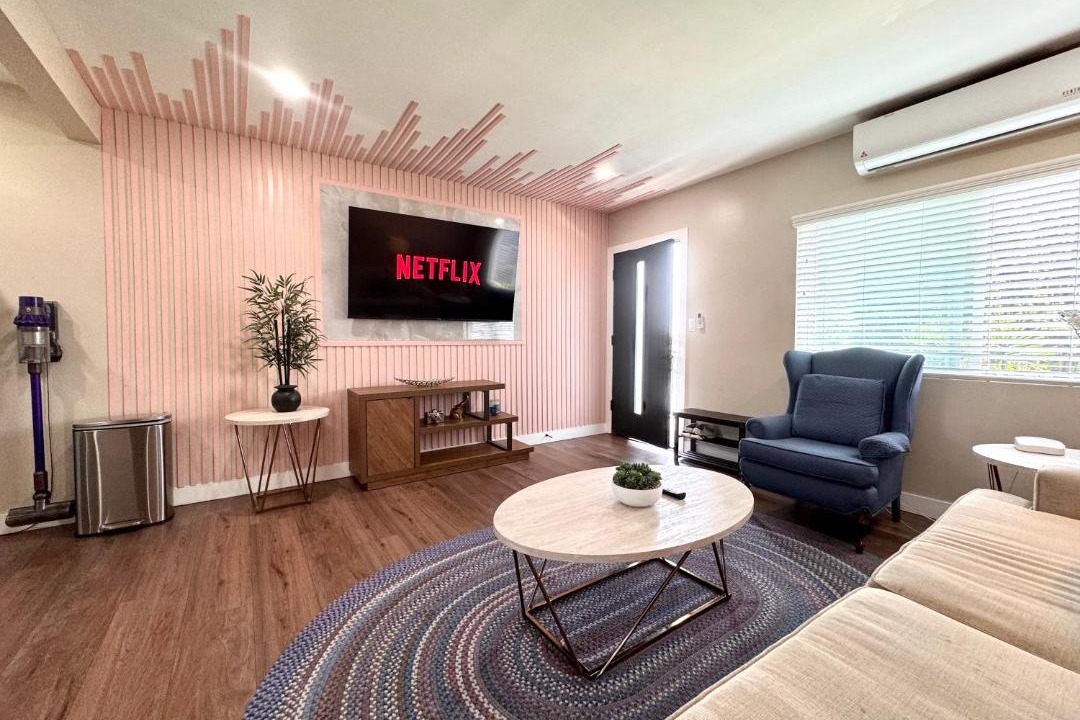 Photo of Livingroom in Downey