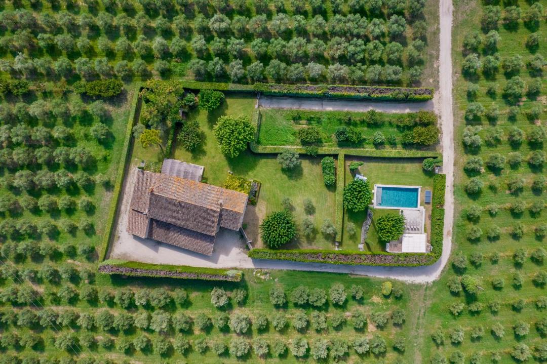 Photo of Others in Robion